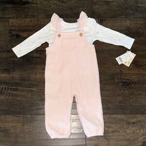 NWT Harry & Violet Snowflake Print Long Sleeve Onesie & Fleece Overalls